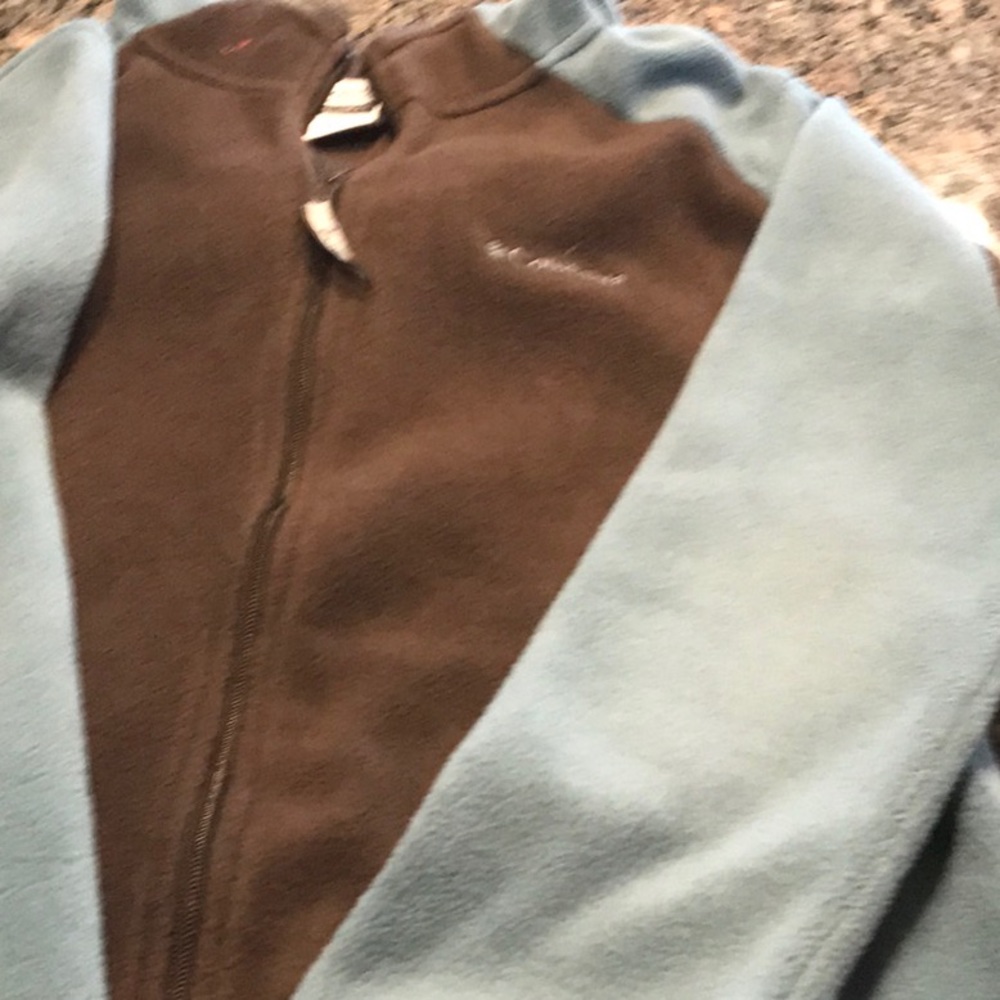 Very nice please hooded Colombian jacket